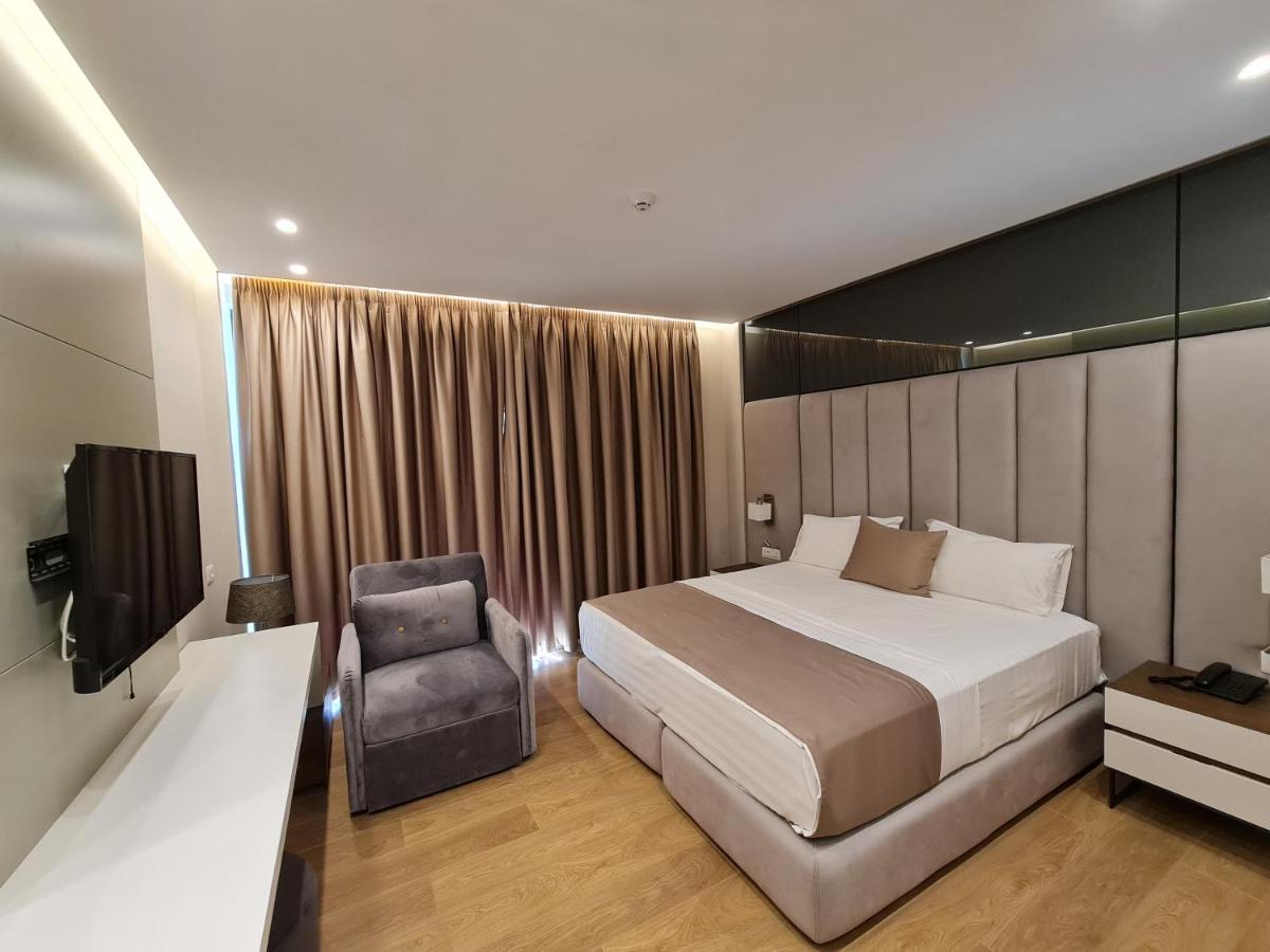 Hotel Aross Kanine Ngoại thất bức ảnh