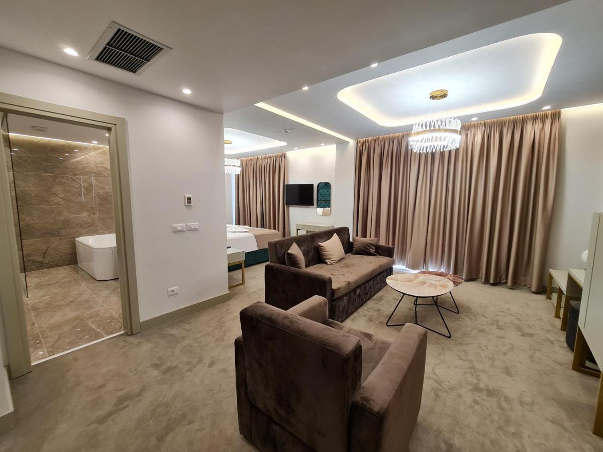 Hotel Aross Kanine Ngoại thất bức ảnh