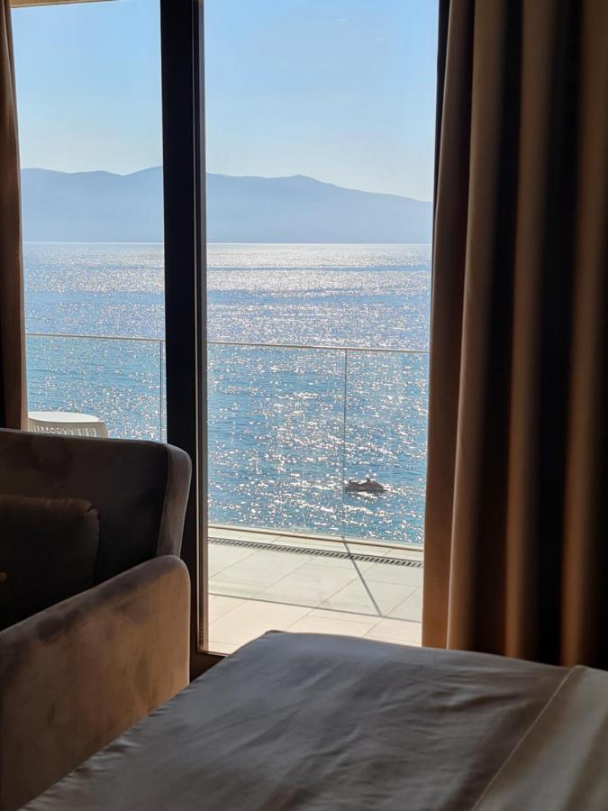 Hotel Aross Kanine Ngoại thất bức ảnh